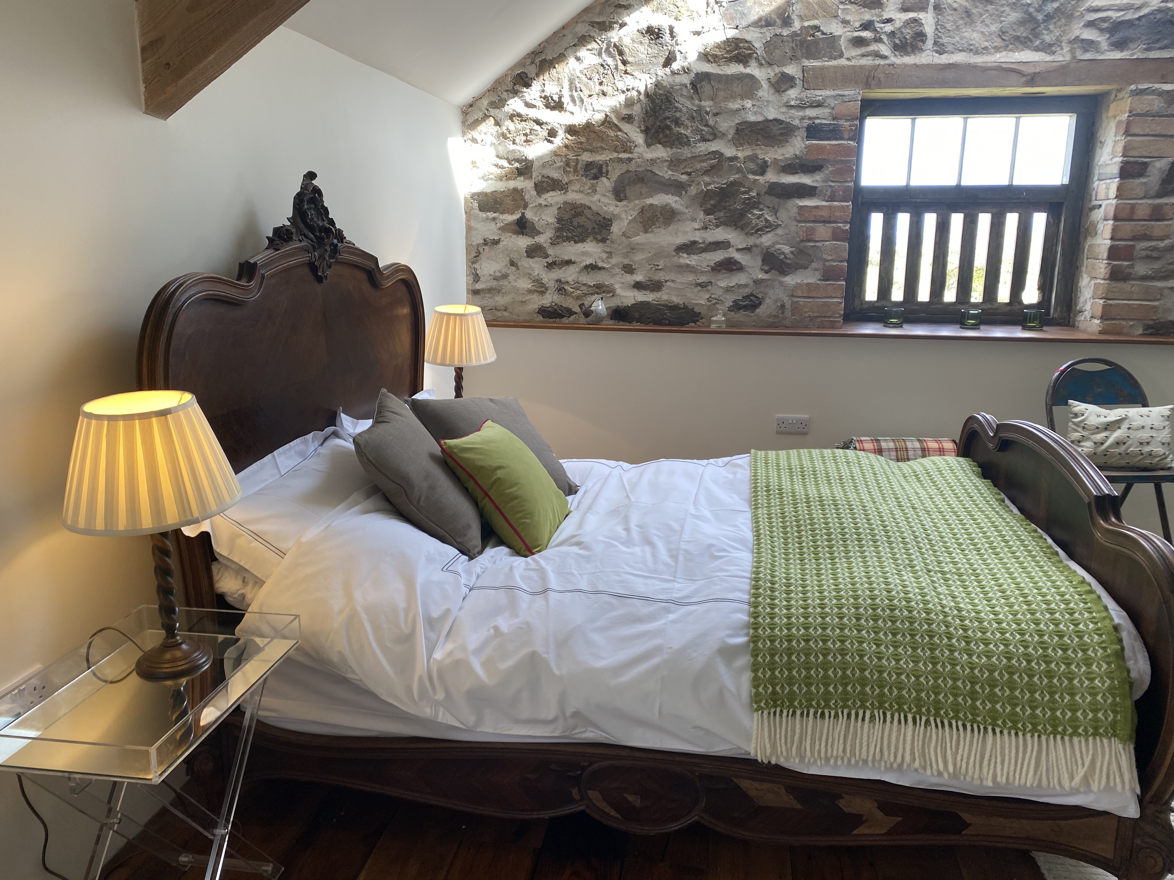 The-Granary-Bed