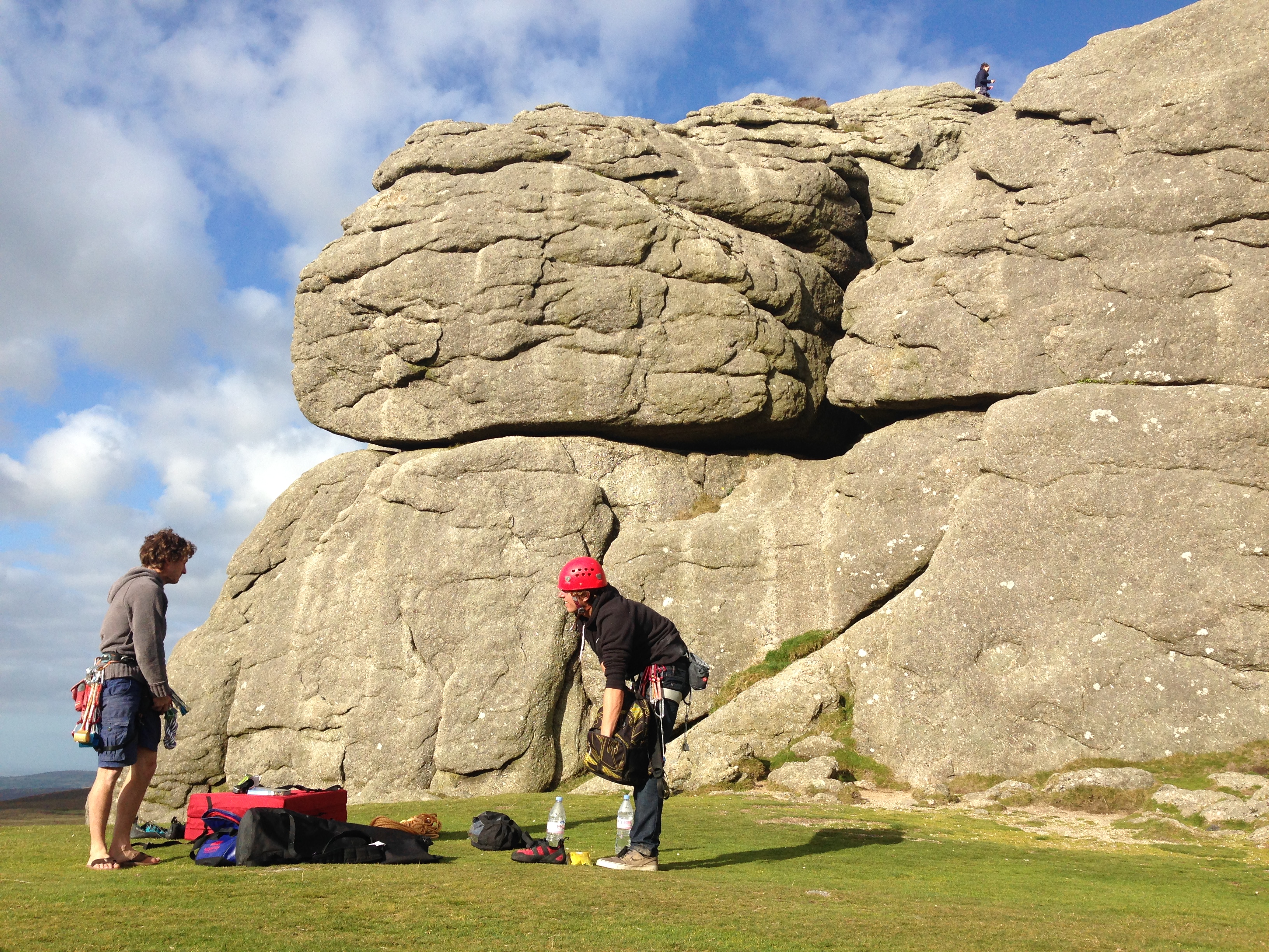 Xtreme_Coasteering_Rock_Climbing_Climbing2