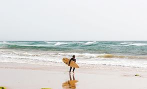 Naturebreak_Beach_Surfer_Image